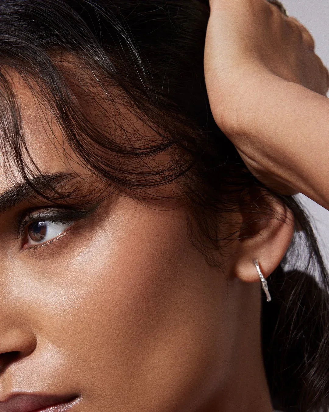 Crafted Hoop - Earrings - ARYKAI