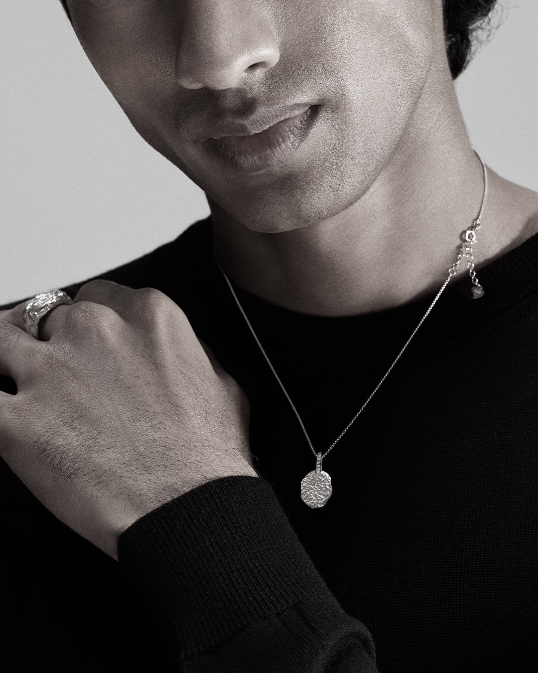 Uneven - Pendant - ARYKAI